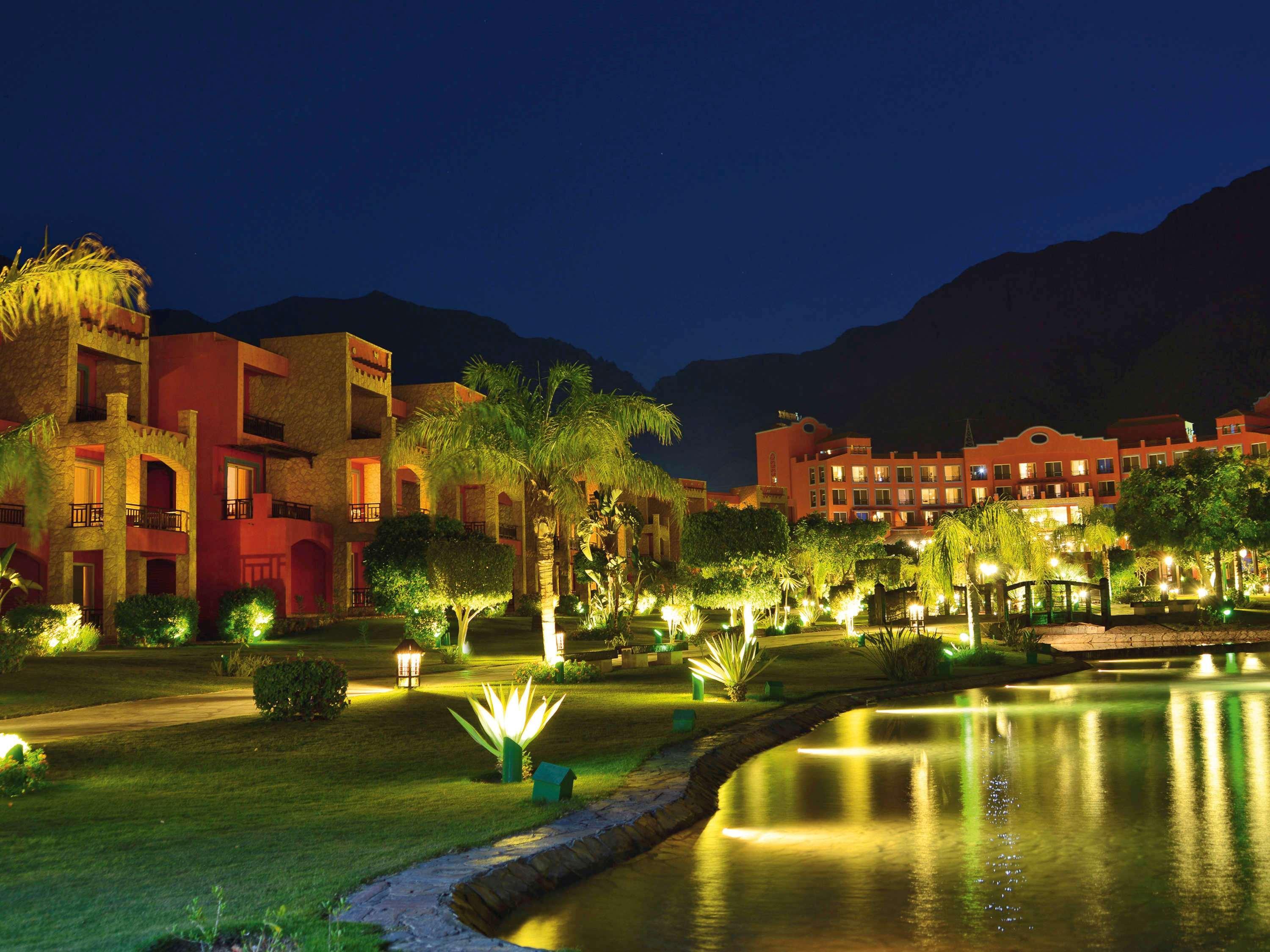 Moevenpick Resort El Sokhna Ain Sukhna Exterior foto Mardan Palace